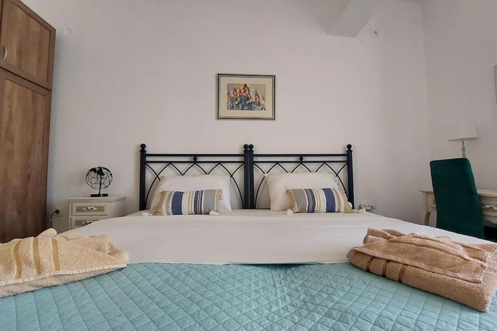 Old Port View Apartment, Διαμέρισμα Στο Κέντρο 2 Υπνοδωματίων Corfu  Buitenkant foto